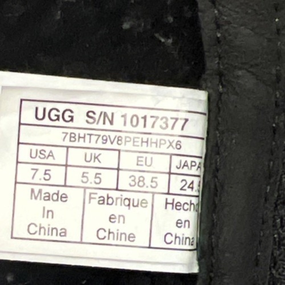UGG Australia Robbie 1017377 Black Women's Zip Waterproof Boot Size 7.5‎ - Picture 8 of 9